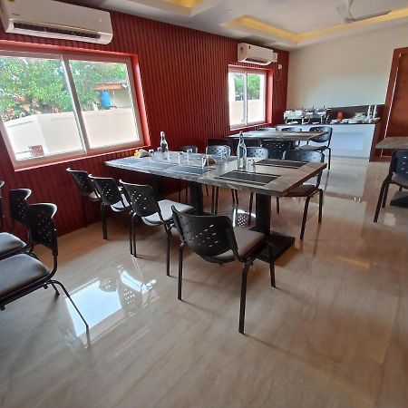 The Northern Lights Hotel Port Blair Esterno foto