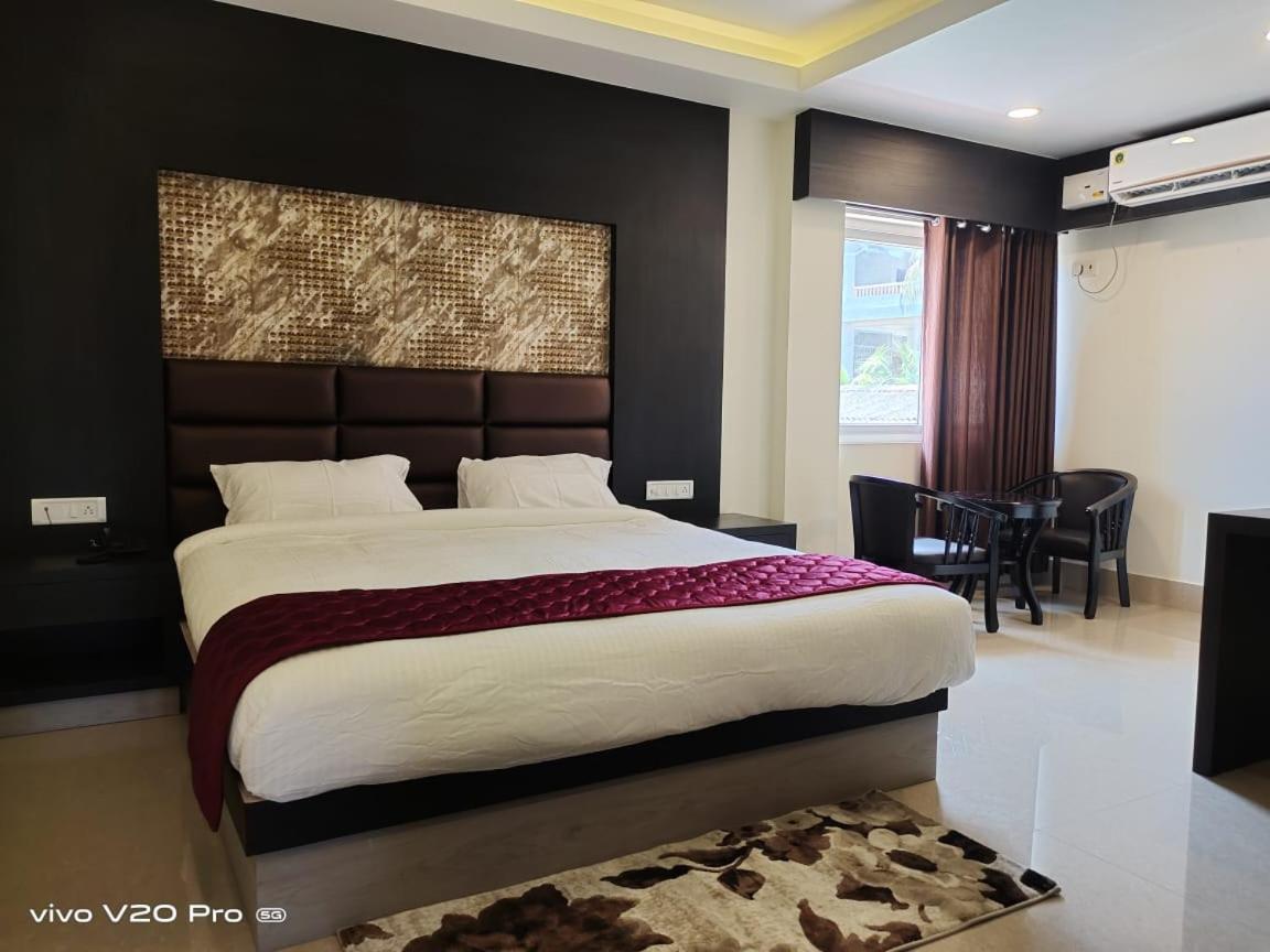 The Northern Lights Hotel Port Blair Esterno foto