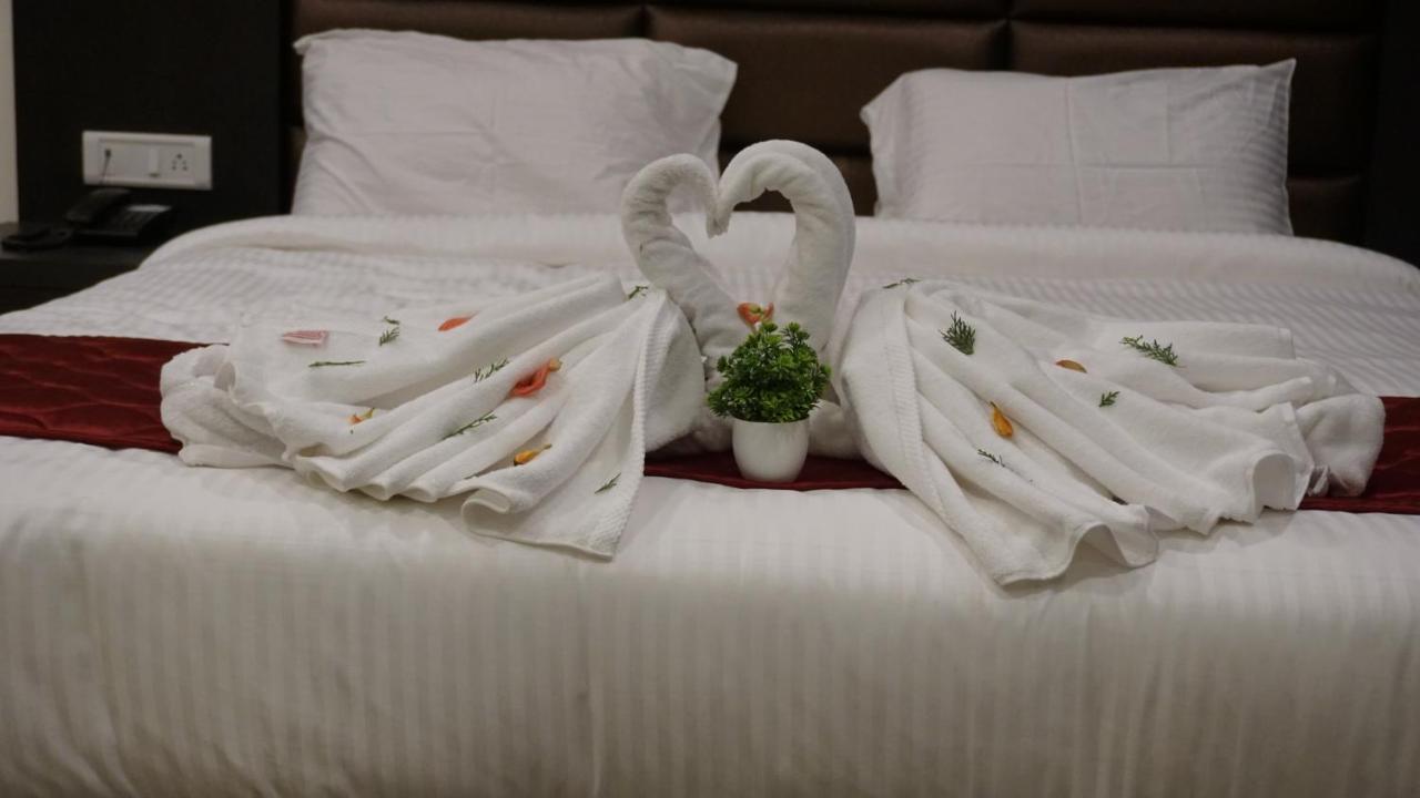 The Northern Lights Hotel Port Blair Esterno foto